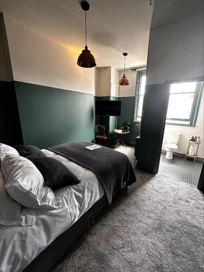 The Crown Rooms London Hotel